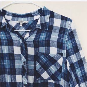 CALVIN KLEIN Plaid Button Down in Blue